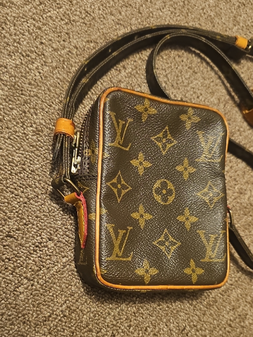 Vintage Louis Vuitton Monogram Danube - Picture 3 of 10